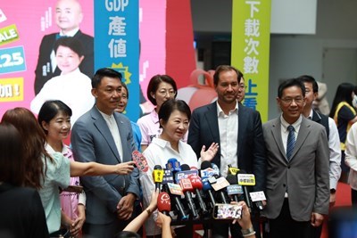 台中購物節再破紀錄-中市府宣布明年1月10抽壓軸精品好宅_0