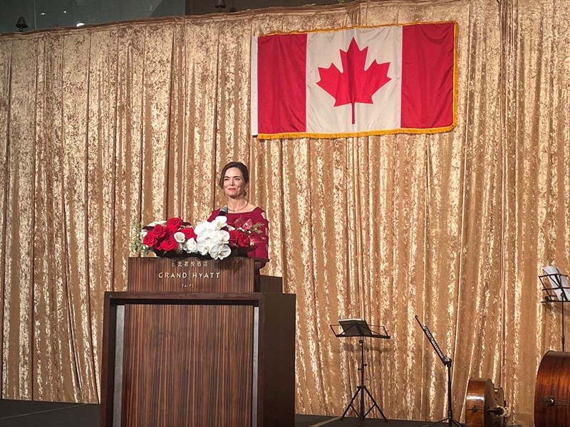 03 代表何曼麗致詞