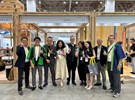 02 副局長林敏棋與展商合影