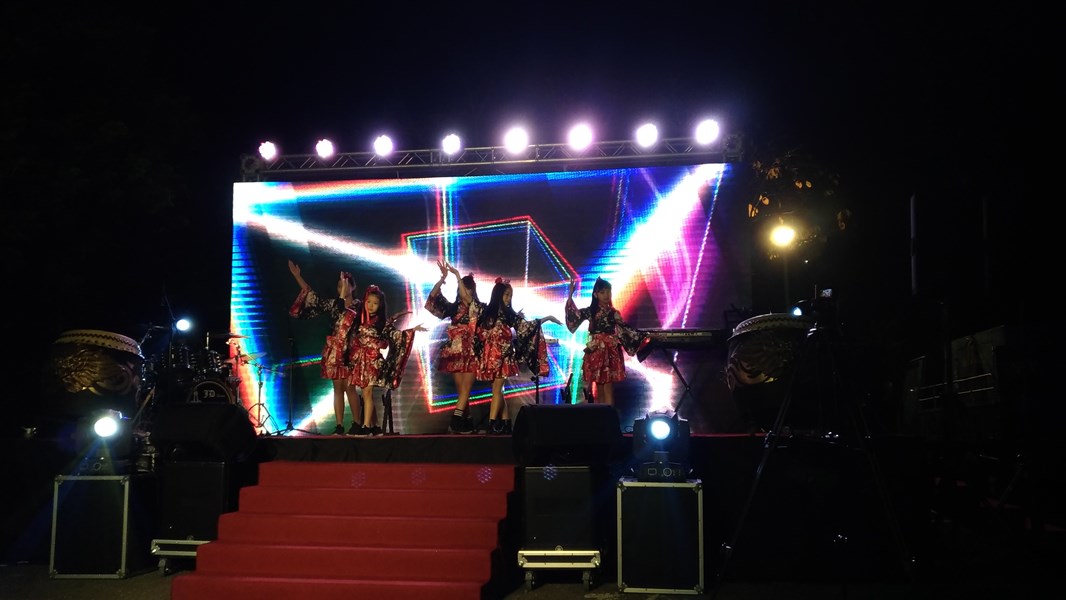 表演1