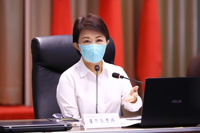 防疫不停歇 盧市長籲口罩14天再多1片