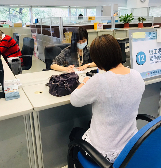 非自願性失業勞工生活補助服務諮詢