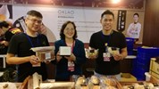 02-2020經典臺菜美食展合影-經發局倪世齡主秘、業者歐客佬