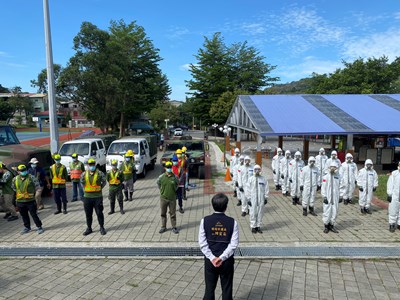 中市環保局攜手十軍團36化學兵 北屯區大坑里全面清消