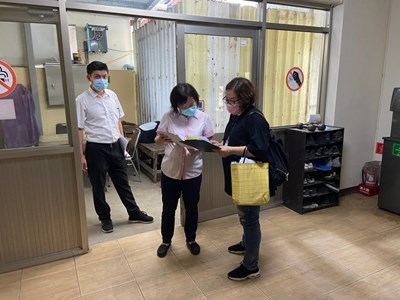 落實企業移工防疫措施 中市府勞工局實地查核