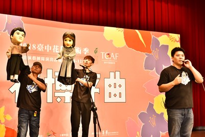 金宇園掌中劇團感謝中市府的用心,圖為107年演出《戲藝人生》片段