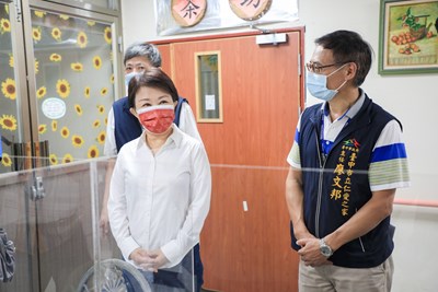 為解封做好準備 盧市長視察仁愛之家日照中心