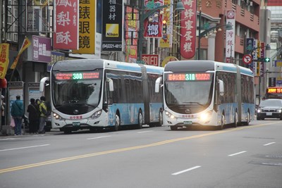 中市300路公車 即日起增四成行駛班次