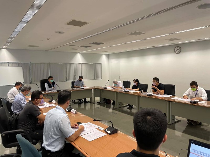 01 李逸安副局長偕同6位各領域審查委員出席SBIR聯席會議