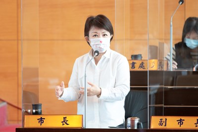 台中iBike三年增千站進度超前 盧市長:已啟用近7百站