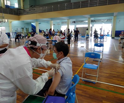 中市BNT、莫德納持續釋出 提醒符合資格民眾儘速接種