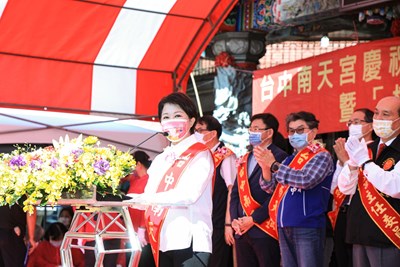 中市新冠疫苗第一劑涵蓋率破8成 盧市長:繼續努力讓市民安全健康
