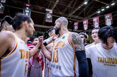 T1臺中葳格太陽奪四連勝 運動局長:賽事精彩帶動運動熱潮