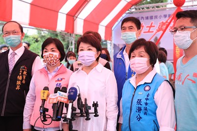 與家長團體共商 台中分齡版停課措施出爐