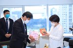 02 雙方致贈禮品