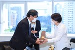 03 雙方致贈禮品1