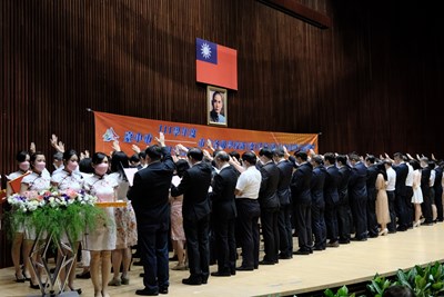 台中市立新(連)任校(園)長布達交接 令狐副市長鼓勵持續突破進步