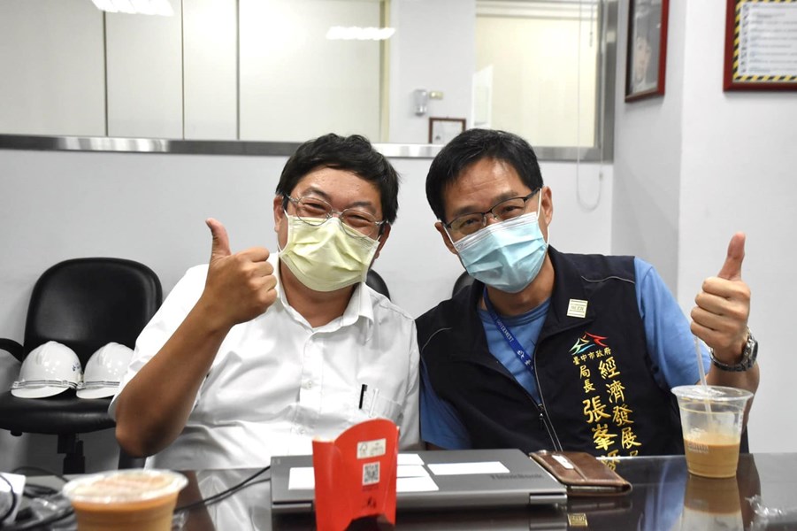 01 張峯源局長率招商小組訪視氣體大廠聯亞科技