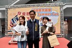 01 張峯源局長與捷運百大店家合影